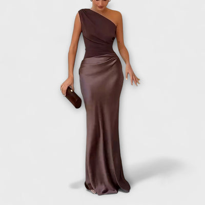 Elsa | Elegant One-Shoulder Pleated Maxi Dress
