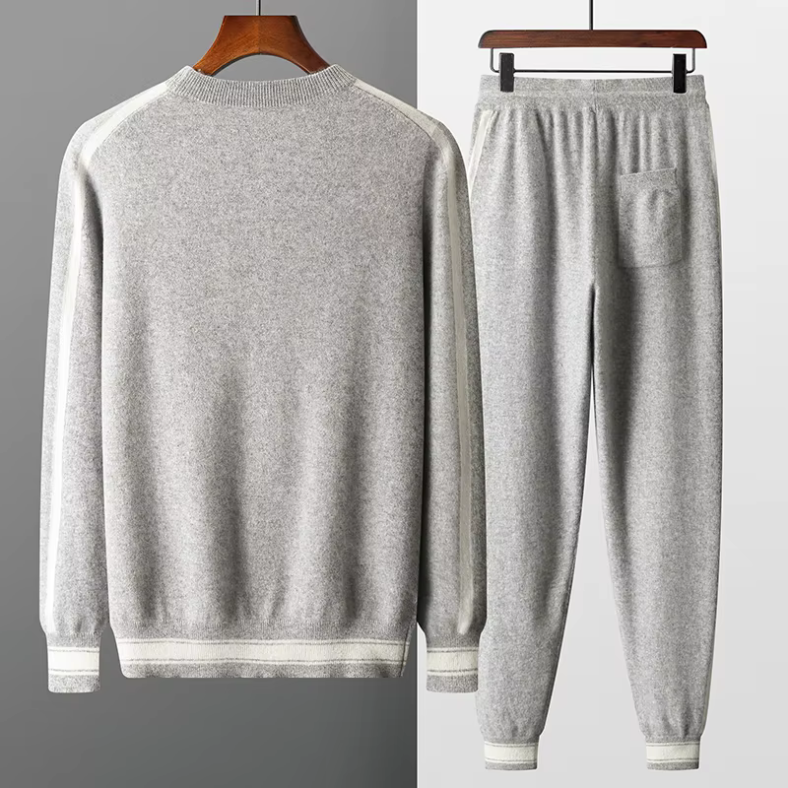 Beaumont's Two-Piece Men’s Set in Cashmere Wool