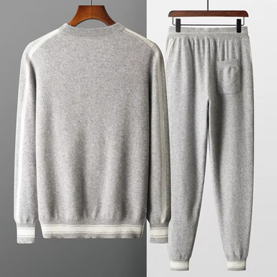 Beaumont's Two-Piece Men’s Set in Cashmere Wool